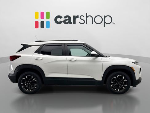 Used 2023 Chevrolet TrailBlazer LT w/ Convenience Package FWD image 6
