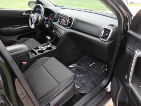 Used 2017 Kia Sportage LX FWD image 10