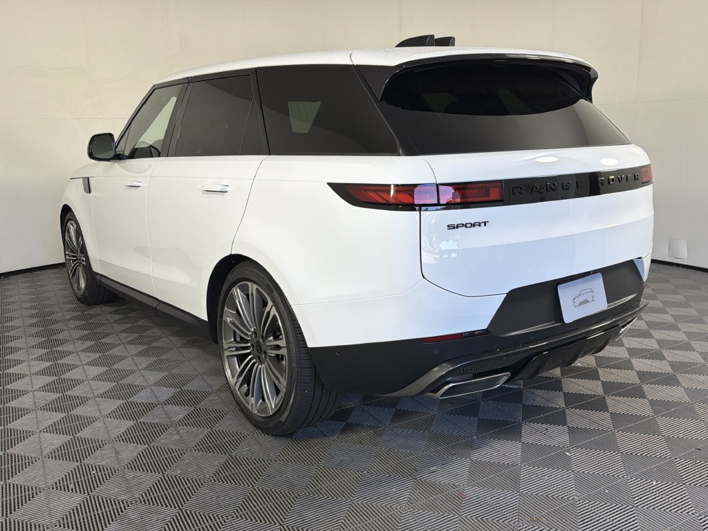 New 2027 Land Rover Range Rover Sport SE AWD/4WD image 6