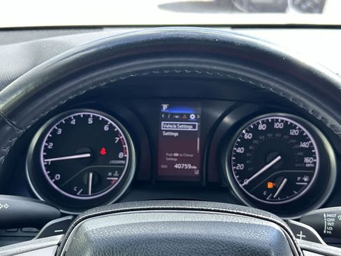 Used 2023 Toyota Camry SE image 20