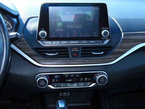 Used 2020 Nissan Altima 2.0 Platinum image 29