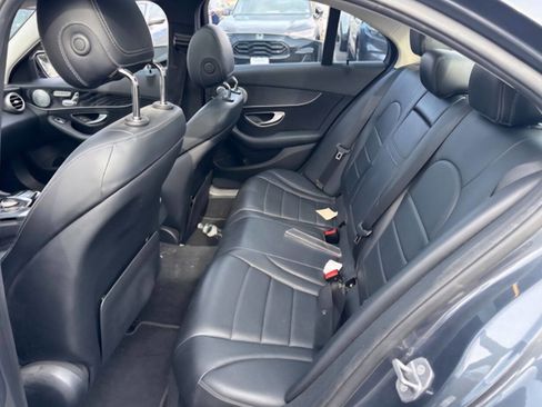 Used 2016 Mercedes-Benz C 300 4MATIC Sedan image 9