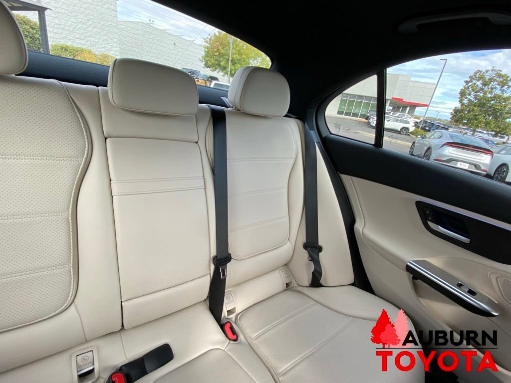 Used 2024 Mercedes-Benz C 300 Sedan image 19