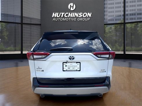Used 2022 Toyota RAV4 XSE image 7