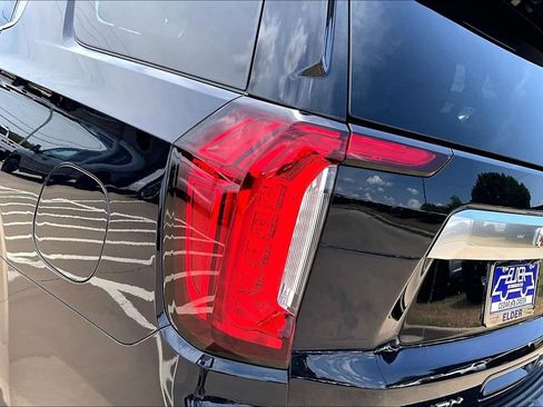 Used 2023 GMC Yukon Denali AWD/4WD image 30