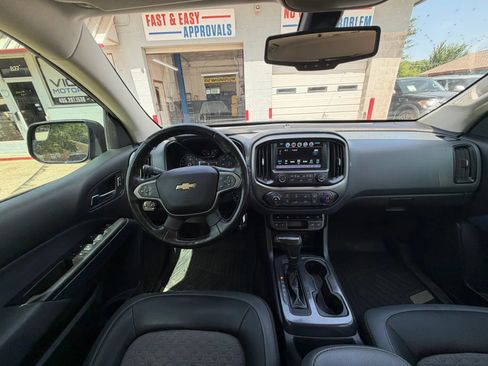 Used 2018 Chevrolet Colorado Z71 AWD/4WD image 12