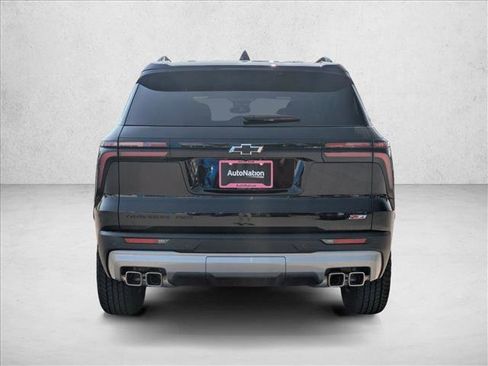 Used 2025 Chevrolet Traverse Z71 w/ Driver Confidence Package image 7