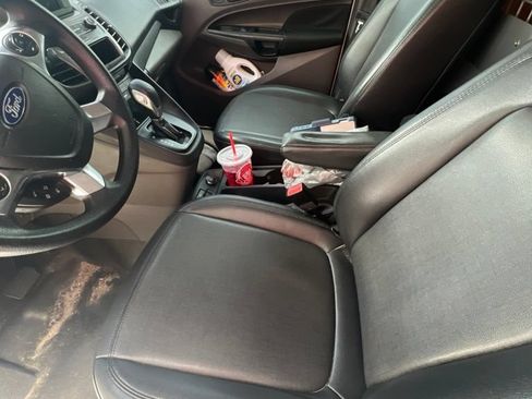 Used 2019 Ford Transit Connect XL FWD image 4
