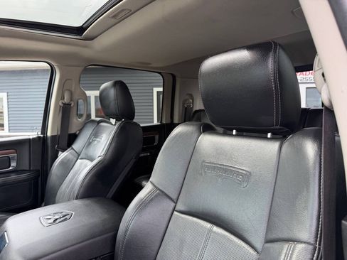 Used 2018 RAM 2500 Laramie AWD/4WD image 16