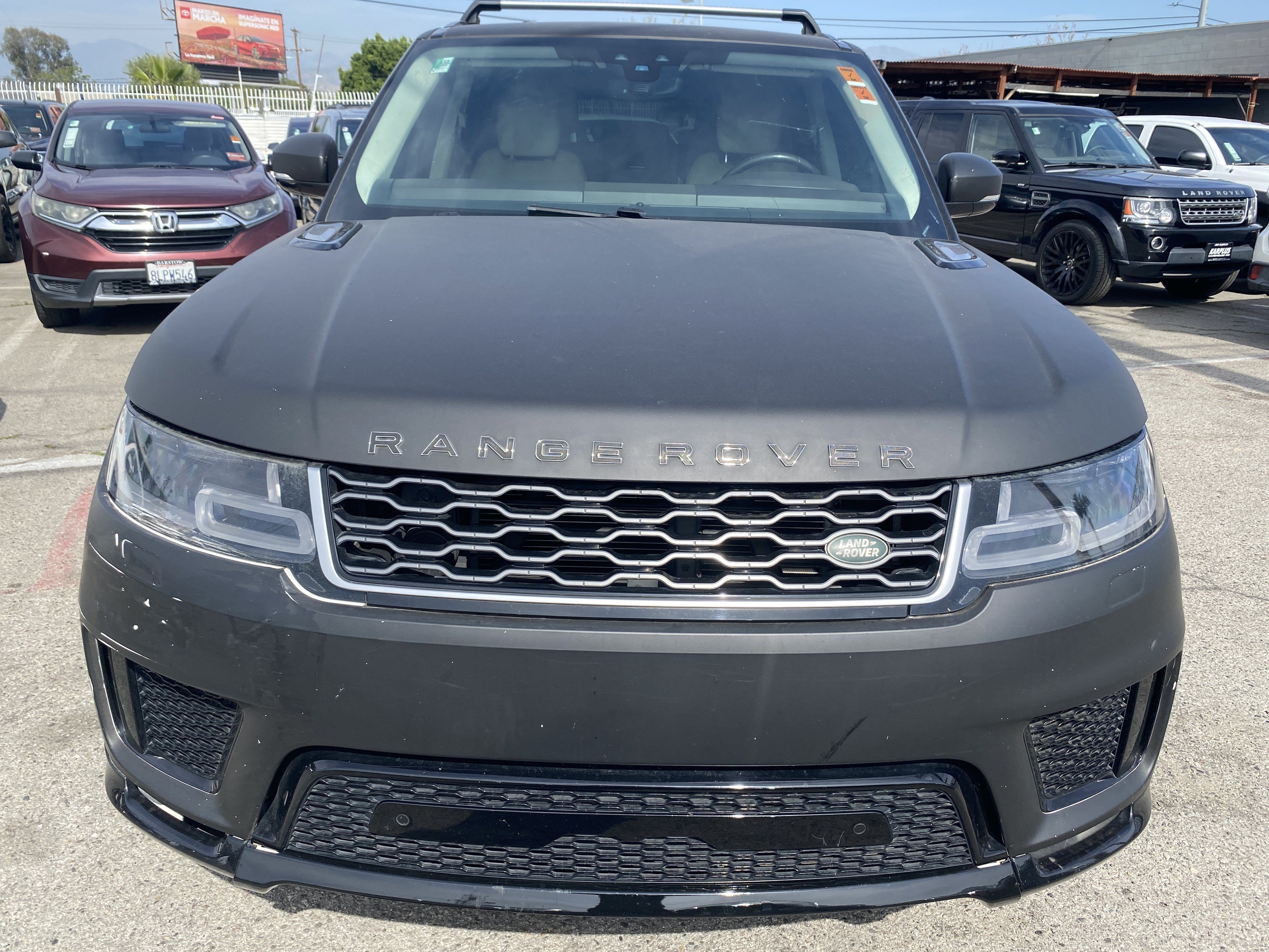 Used 2018 Land Rover Range Rover Sport HSE AWD/4WD image 3