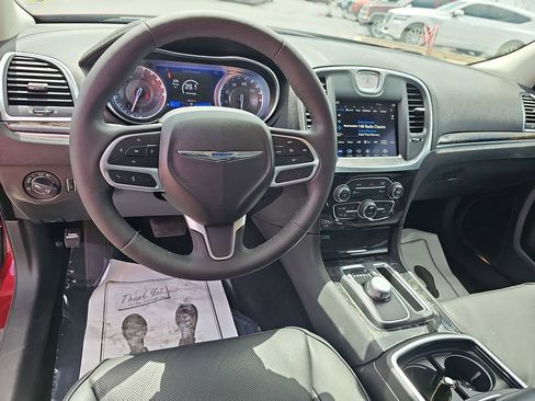 Used 2022 Chrysler 300 Touring L w/ Comfort Group RWD image 21