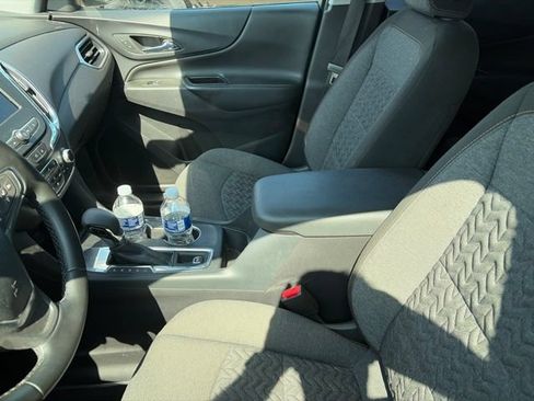 Used 2024 Chevrolet Equinox LT w/ LPO, Floor Liner Package FWD image 6