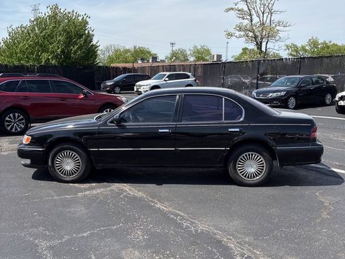Used 1996 INFINITI I30 FWD image 3