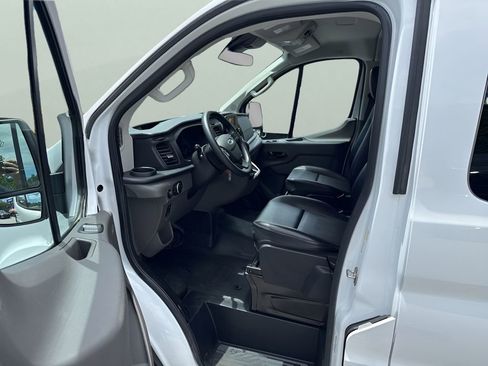 Used 2022 Ford Transit 350 XL AWD/4WD image 7