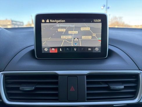 Used 2015 MAZDA MAZDA3 i Touring image 23