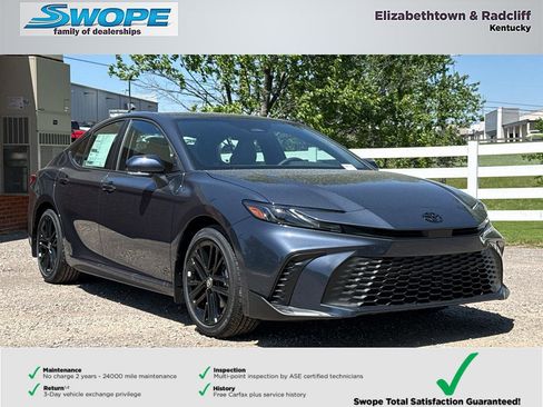 New 2026 Toyota Camry SE FWD image 1