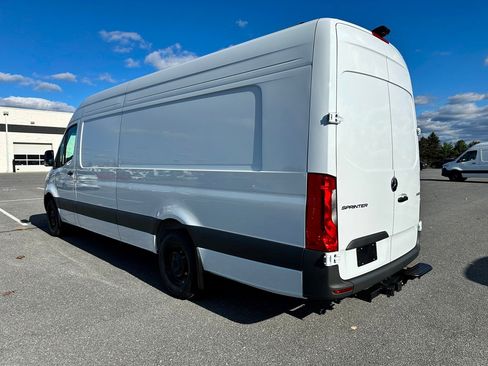 New 2026 Mercedes-Benz Sprinter 2500 image 6