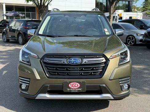Used 2023 Subaru Forester Touring AWD/4WD image 3