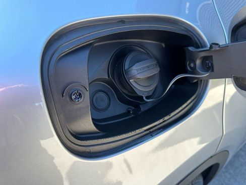 Used 2026 Porsche Cayenne S image 44