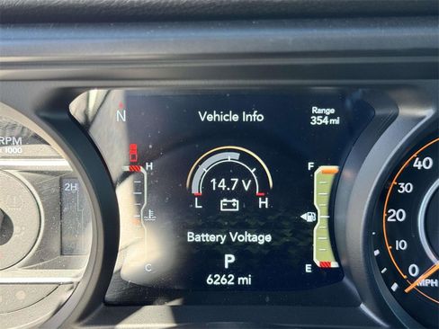 Used 2025 Jeep Gladiator Sport image 24