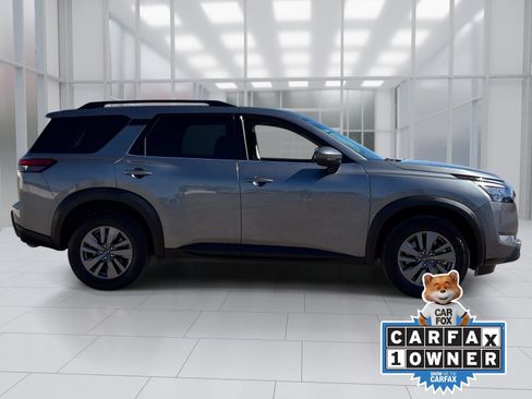 Certified 2025 Nissan Pathfinder SV AWD/4WD image 7