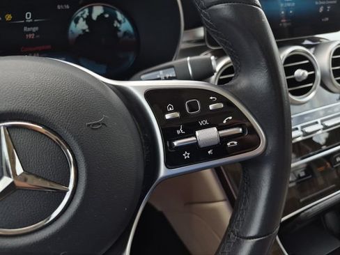 Used 2022 Mercedes-Benz GLC 300 image 28