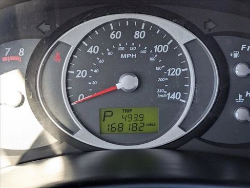 Used 2006 Hyundai Tucson GL image 11