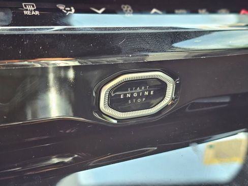 New 2026 Jeep Grand Cherokee Limited Reserve image 15