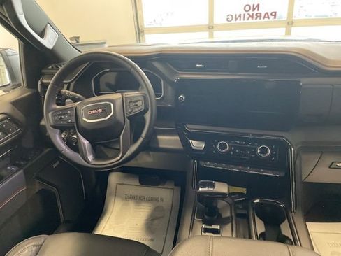 Used 2024 GMC Sierra 1500 AT4 w/ AT4 Premium Package image 23