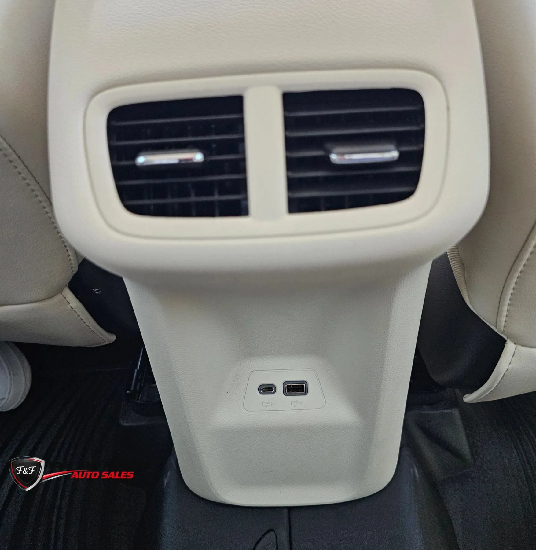 Used 2021 Buick Envision Essence AWD/4WD image 11