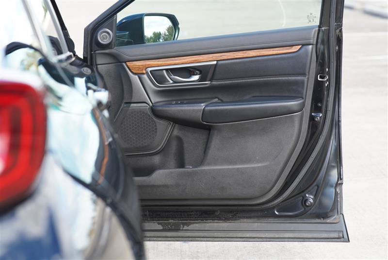 Used 2020 Honda CR-V Touring image 75