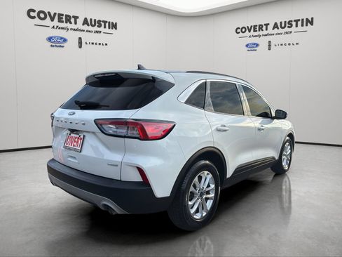 Certified 2020 Ford Escape SE FWD image 5