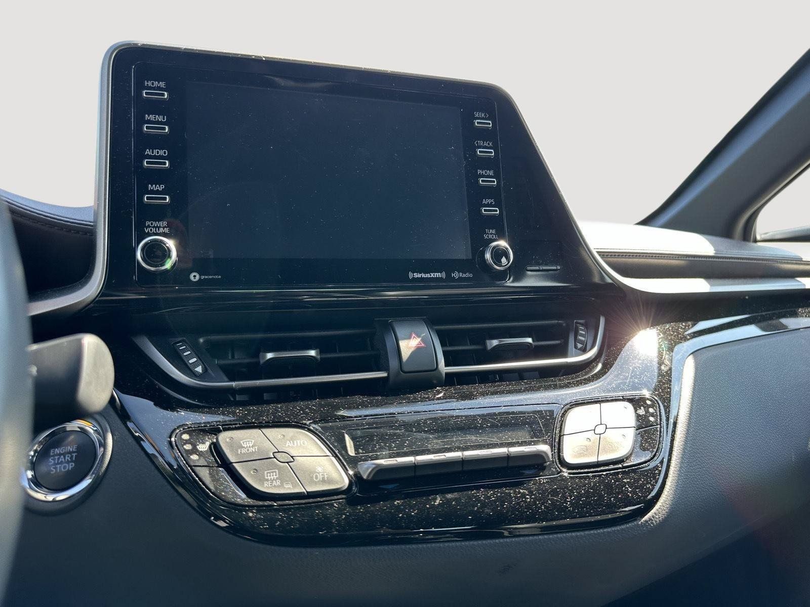 Used 2019 Toyota C-HR Limited FWD image 12