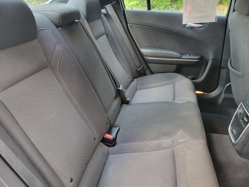 Used 2022 Dodge Charger SXT image 11