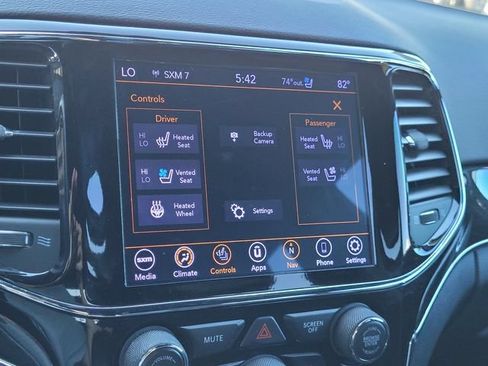 Certified 2019 Jeep Grand Cherokee Trailhawk AWD/4WD image 12