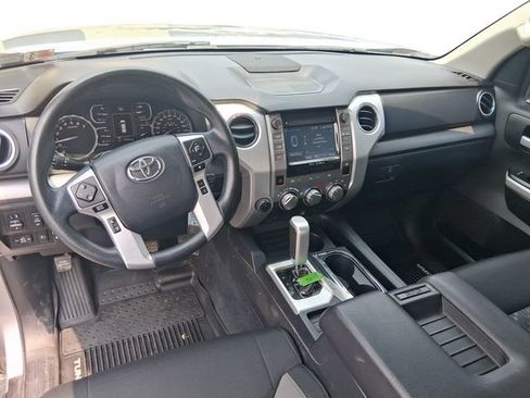 Used 2018 Toyota Tundra SR5 w/ TRD Off Road Package AWD/4WD image 12