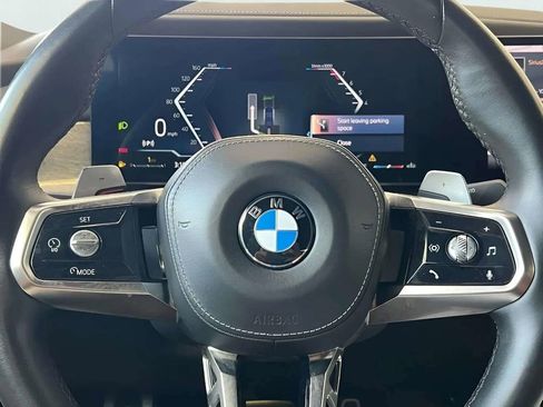 Used 2023 BMW 740i w/ Parking Assistance Package RWD image 18