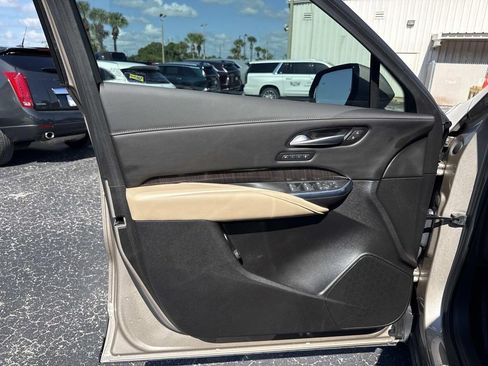 Certified 2024 Cadillac XT4 Premium Luxury w/ Active Safety Package FWD image 27