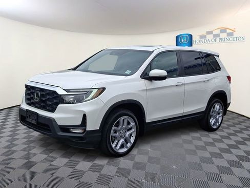 Certified 2024 Honda Passport EX-L image 3