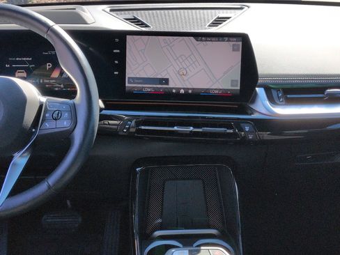 Used 2025 BMW X1 xDrive28i w/ Technology Package image 30