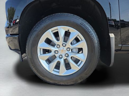 New 2026 Chevrolet Silverado 1500 Custom AWD/4WD image 31