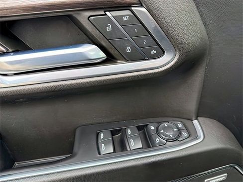 Used 2022 Chevrolet Silverado 1500 LTZ w/ LTZ Convenience Package II image 21