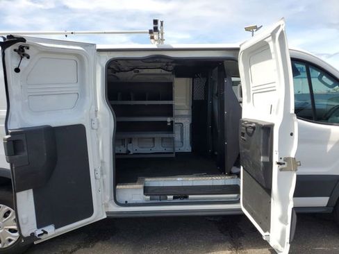 Used 2018 Ford Transit 250 148 Low Roof RWD image 21