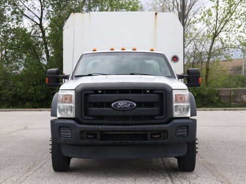 Used 2016 Ford F550 2WD Regular Cab Super Duty image 3