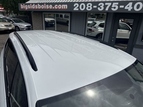 Used 2018 Volkswagen Tiguan S w/ 3rd Row Seat Package AWD/4WD image 13