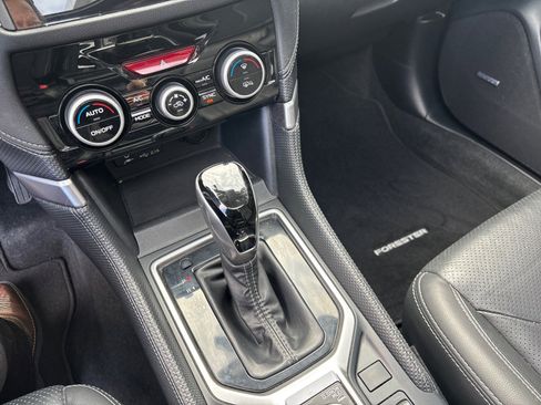 Used 2020 Subaru Forester Limited image 24