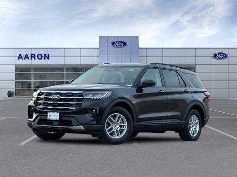 New 2026 Ford Explorer Active w/ Active Comfort Package RWD image 2