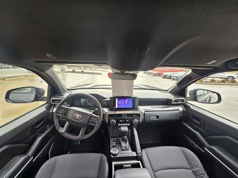 Certified 2025 Toyota Tacoma SR5 image 15