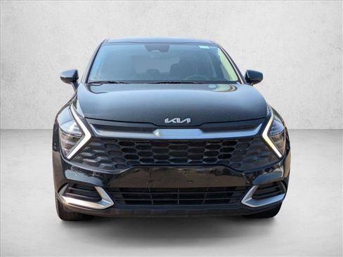 Used 2025 Kia Sportage LX AWD/4WD image 2