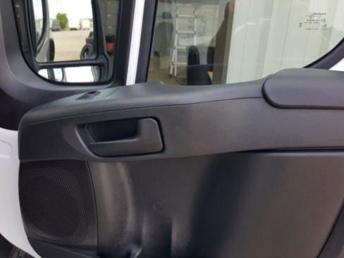 Used 2023 RAM ProMaster 2500 image 22